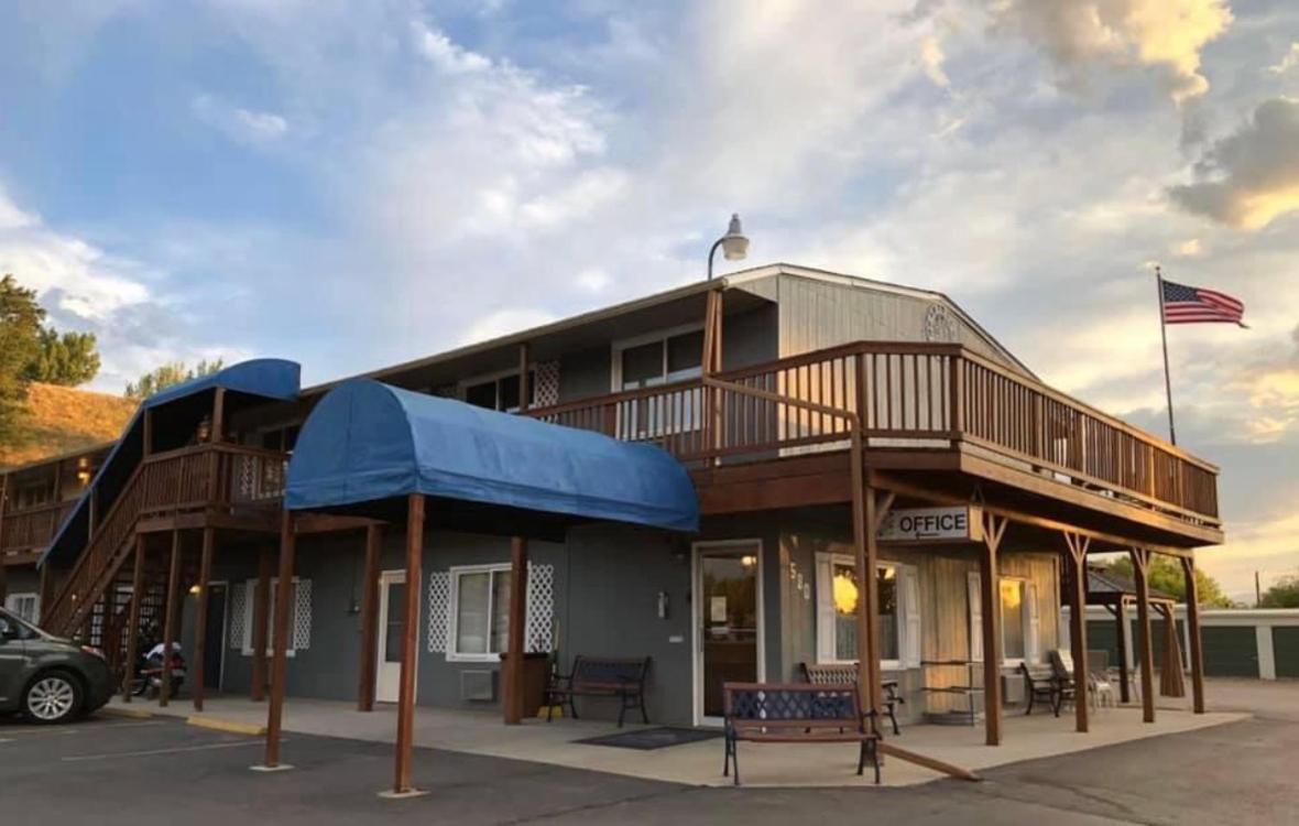 Americas Best Value Inn Sheridan Wy Exterior photo