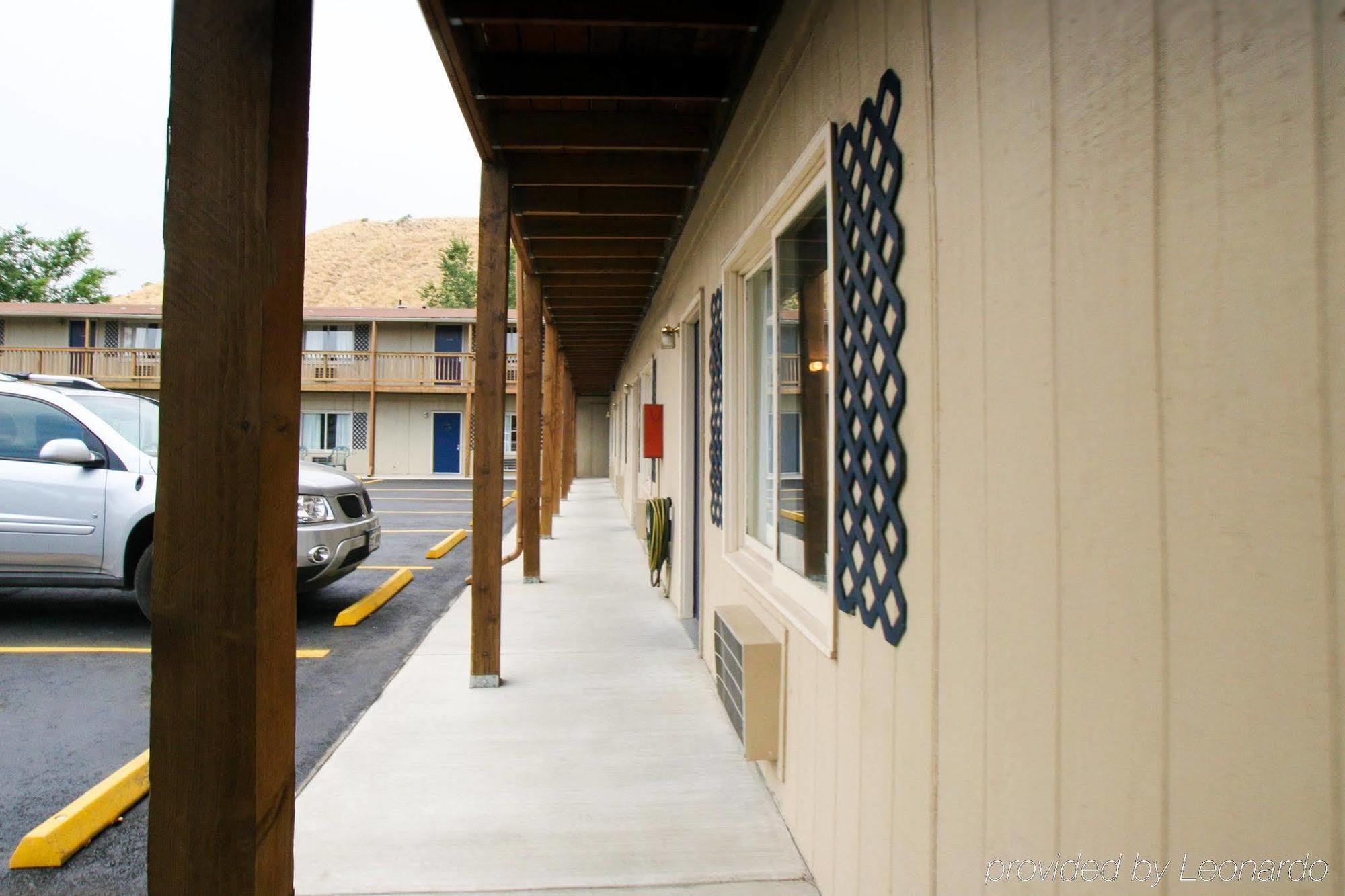 Americas Best Value Inn Sheridan Wy Exterior photo