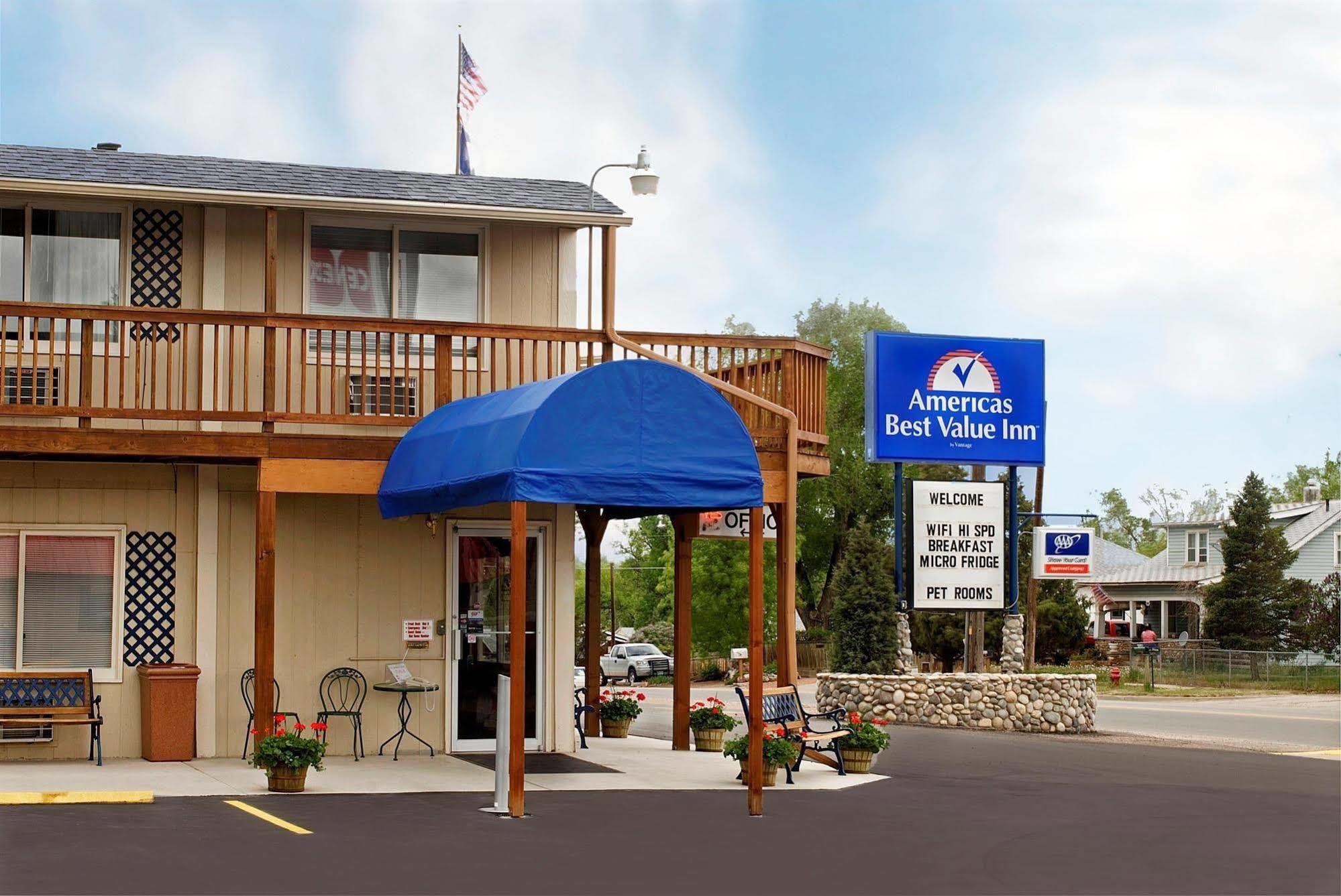 Americas Best Value Inn Sheridan Wy Exterior photo